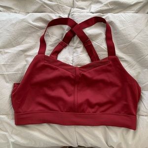 BUFFBUNNY burgundy sports bra cross straps mesh detail size XL